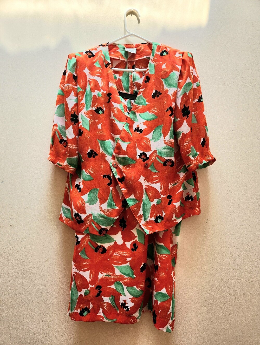 Vintage Red Poppy Set Size 50
